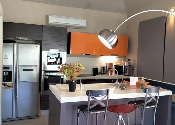 On The Rock Tatil Evi Áfissos