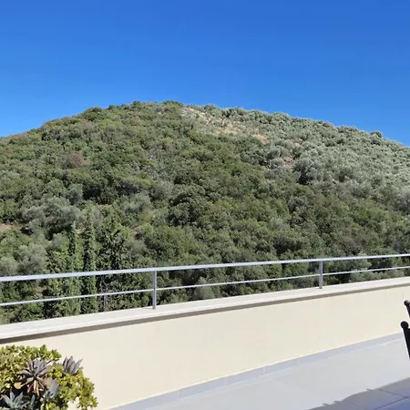 Feriehus On The Rock *