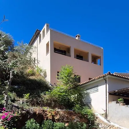 Holiday home On The Rock *