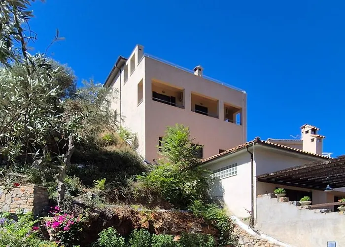 Holiday home On The Rock *